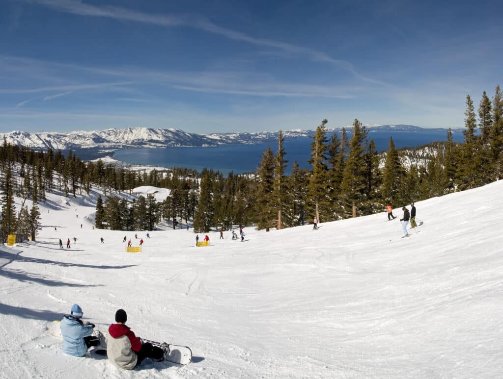 Forest Travel Explores Lake Tahoe's Seasonal Charm 2